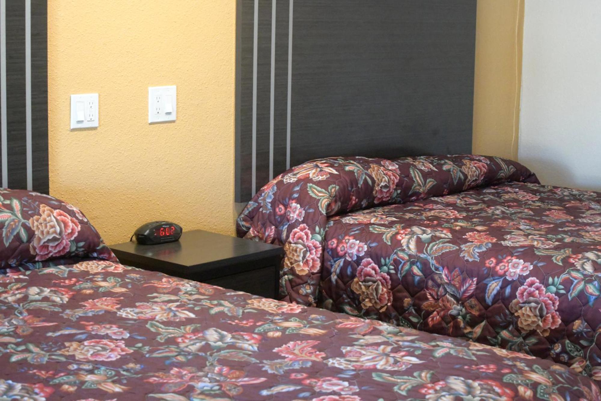 A-1 Budget Motel Klamath Falls Exterior photo