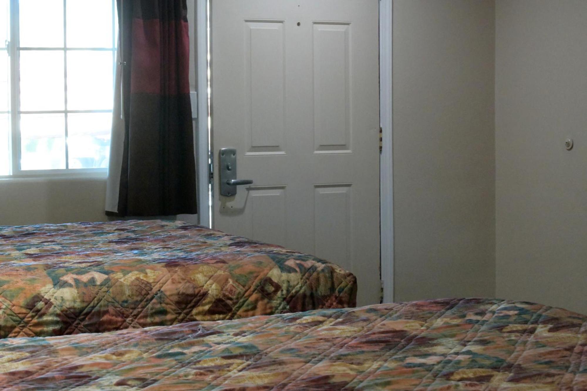 A-1 Budget Motel Klamath Falls Exterior photo